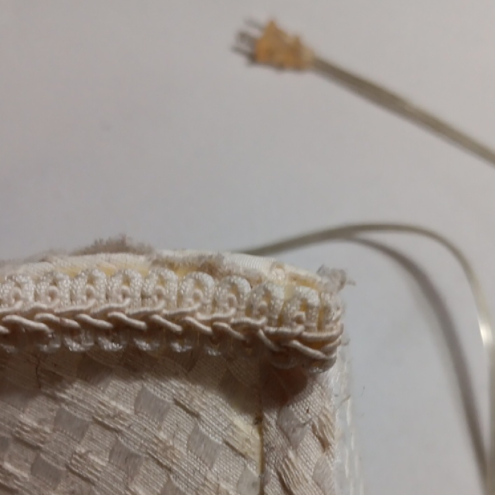 Elegant Cream Woven Lampshade - Picture 11 of 16